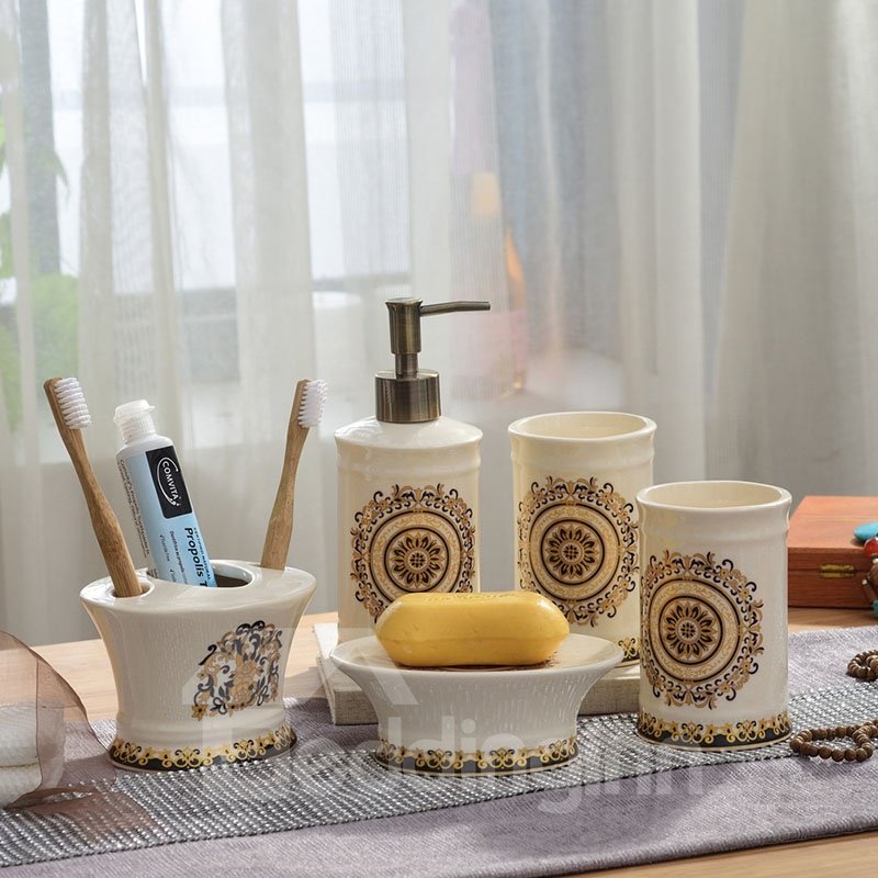 European Creative Ceramics 5 Pieces Bath Ensemble Bathroom Accessories Set
