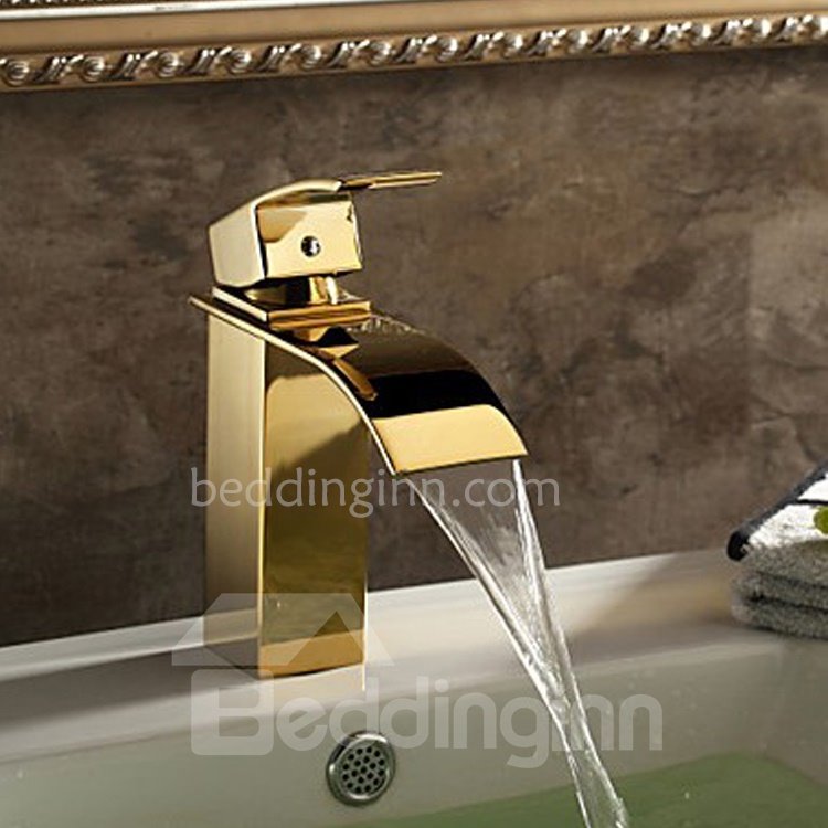 Goldene Einhand-Wasserfallarmaturen mit Ti-PVD-Finish
