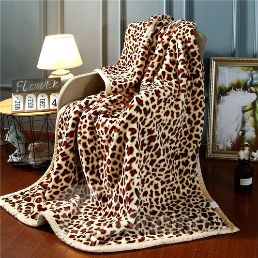 Yellow Leopard Printing Flannel Fleece Bed Blanket for Winter Skin-friendly Ultra-soft Microfiber No-fading