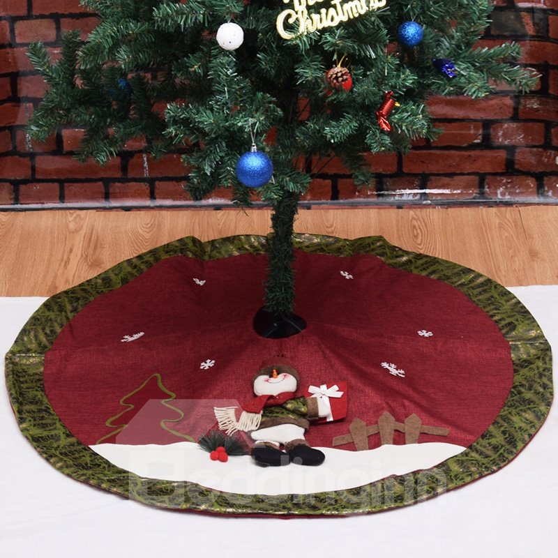 Weihnachtsmann-Baumrock mit Leopardenmuster und Rand