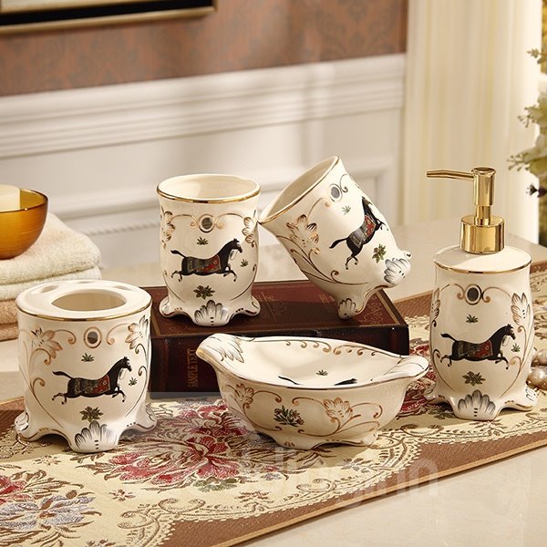 Classical Style Running Horse Print 5 Pieces Bathroom Ensembles