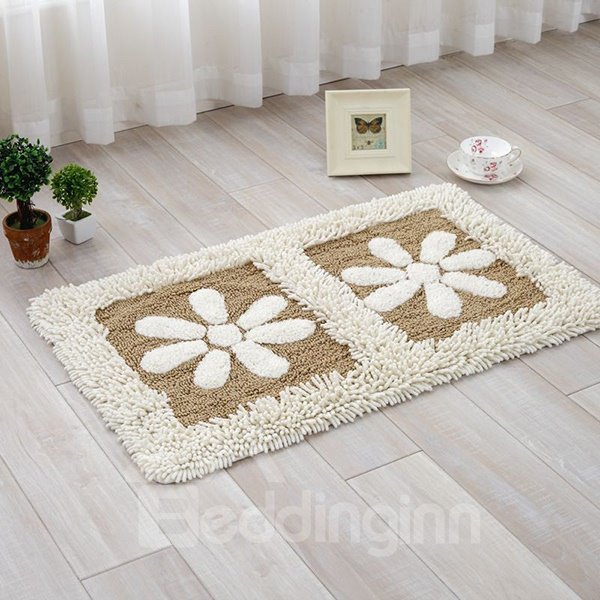 Cream-coloured Flower Petal Rectangle Doormat