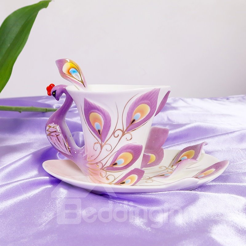 Geschenk für Freunde und Verwandte mit diesem lila Pfauen-Kaffeetassen-Set