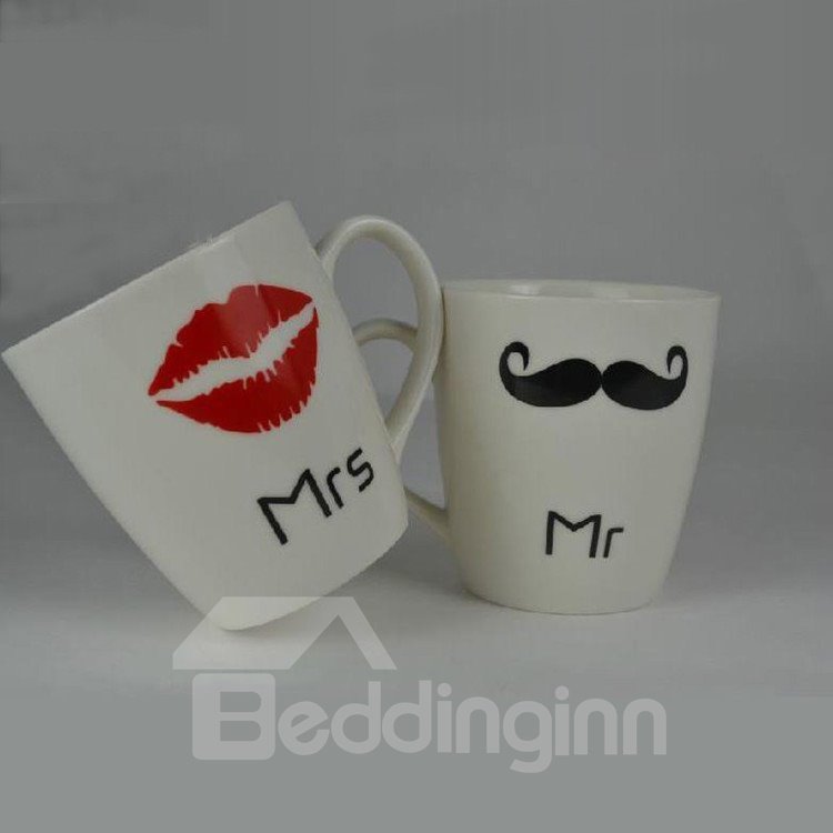 New Arrival Unique One Pair Mr and Mrs Cup with Sexy Lip or Beard