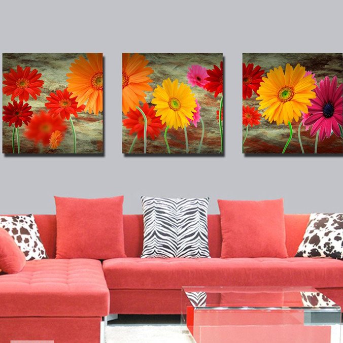 Neu eingetroffene Leinwand-Wanddrucke mit farbenfrohen Sonnenblumen dem Sonnenschein entgegen 