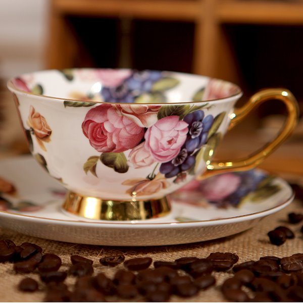 Taza de café Floral de porcelana fina de porcelana china de hueso elegante, taza de té europea con platillo 