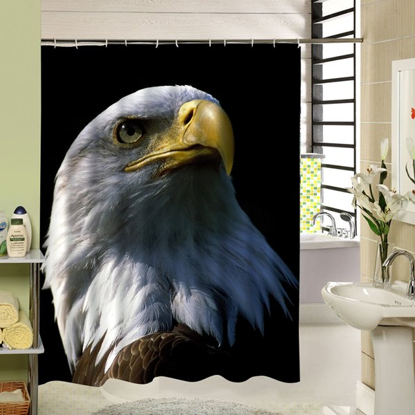 Ein leistungsstarker 3D-Badezimmerdekor-Duschvorhang mit Adlergesichtsdruck