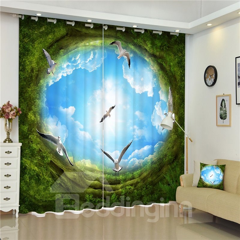 Staubdichter Vorhang mit 3D-Schwalben und grünen Bäumen mit blauem Himmel, bedruckt mit wunderschöner Landschaft