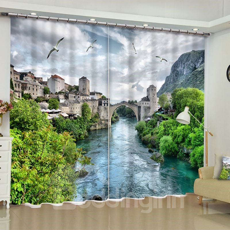 Fließender Fluss mit Retro-Stadt, bedruckter individueller Verdunkelungsvorhang aus Polyester für das Wohnzimmer