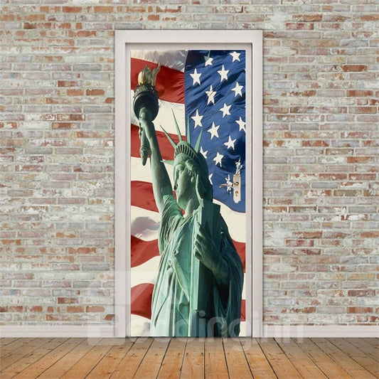 Mural de puerta 3D ambiental e impermeable de PVC con bandera estadounidense y estatua de la libertad de 30 × 79 pulgadas