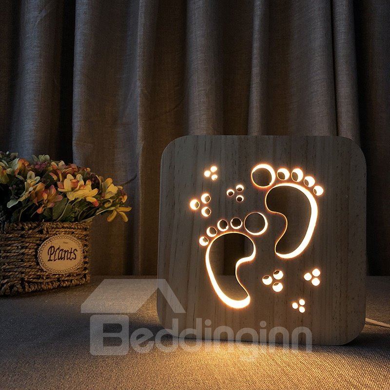 Kreatives Licht mit Fußmuster aus natürlichem Holz für Kinder