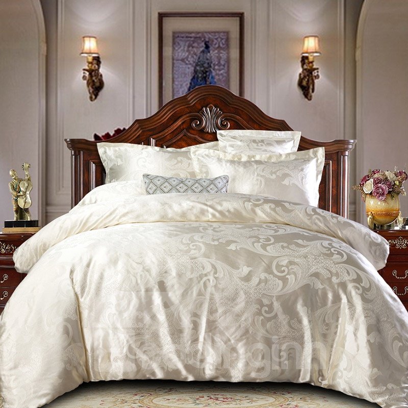 White Jacquard Royal Style Reactive Printing 4-Piece Polyester Bedding Sets/Duvet Covers