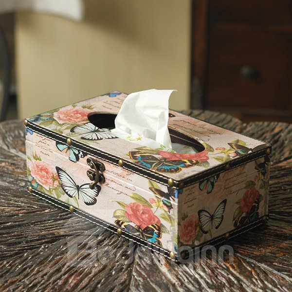 Preciosa caja de pañuelos con estampado de mariposas y rosas vintage