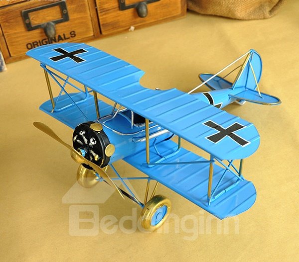 Klassische mehrfarbige Vintage-Doppeldecker-Kampfflugzeug-Modell-Desktop-Dekoration