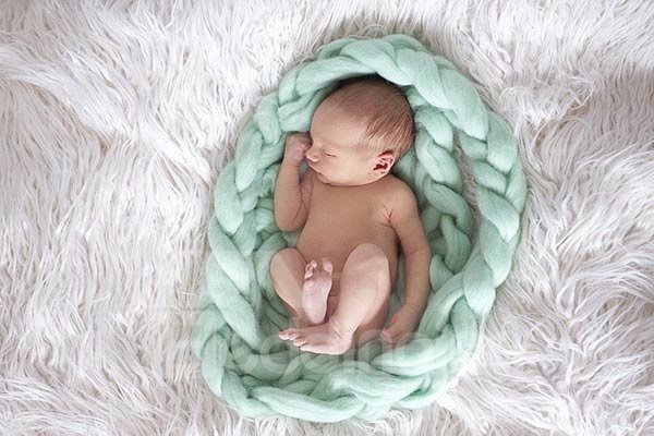 Accesorio para fotografía de manta de bebé con forma de trenza de ganchillo tejida