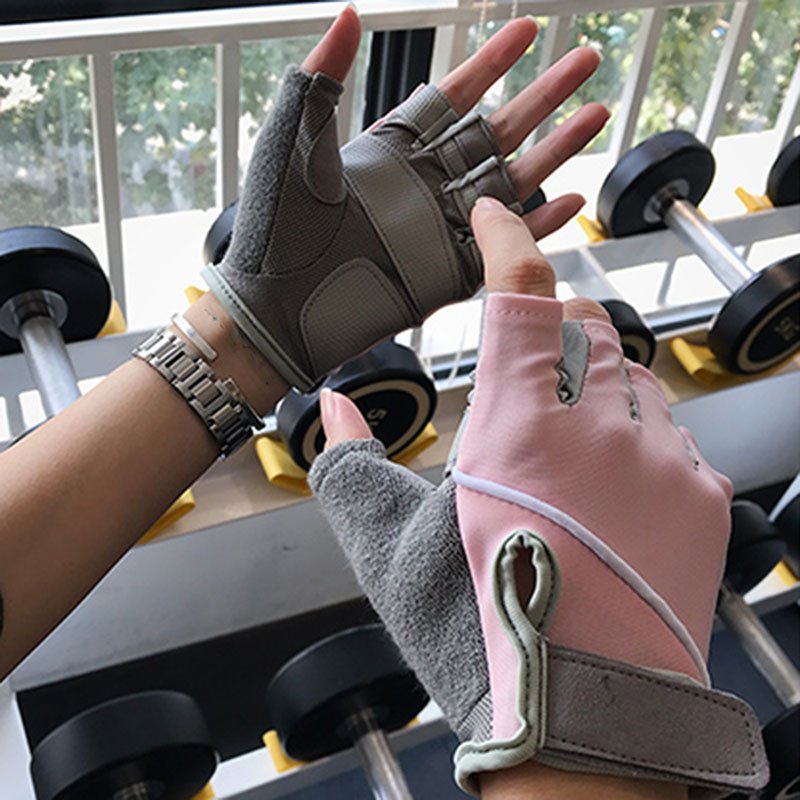 Cycling Gloves Sports Fitness Gloves Female Anti Slip Half Finger Hand Protection Equipment Training Mobile Bicycle Exercise Protective Gloves