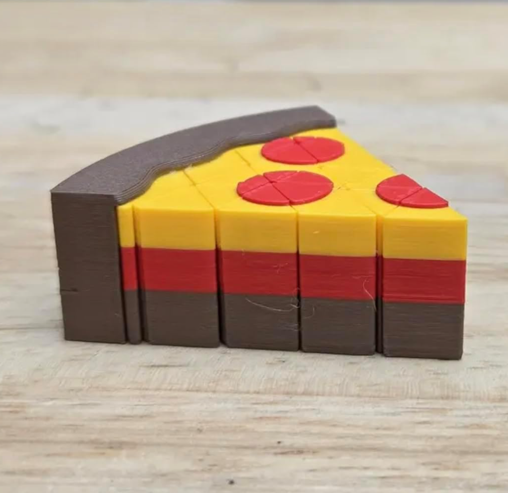 3D Printed Pizza Fidget Toy, Mini Pixel Pizza Slice Stress Relief Toy with Pizza Box, Funny Pizza Party Decorations, Unique Desk Decor and Quirky Gift(Single Slice with Box)