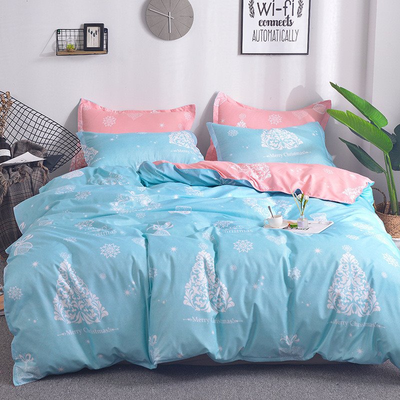 Christmas Tree 3-Piece Polyester Bedding Set 1 Duvet Cover 2 Pillowcases Pink Blue