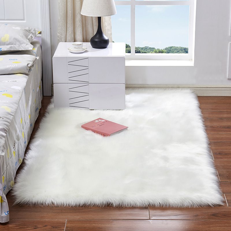 Soft Shaggy Faux Fur Sheepskin Rugs Non Slip Bedroom Mats Fluffy Soft Home Bedroom Rug